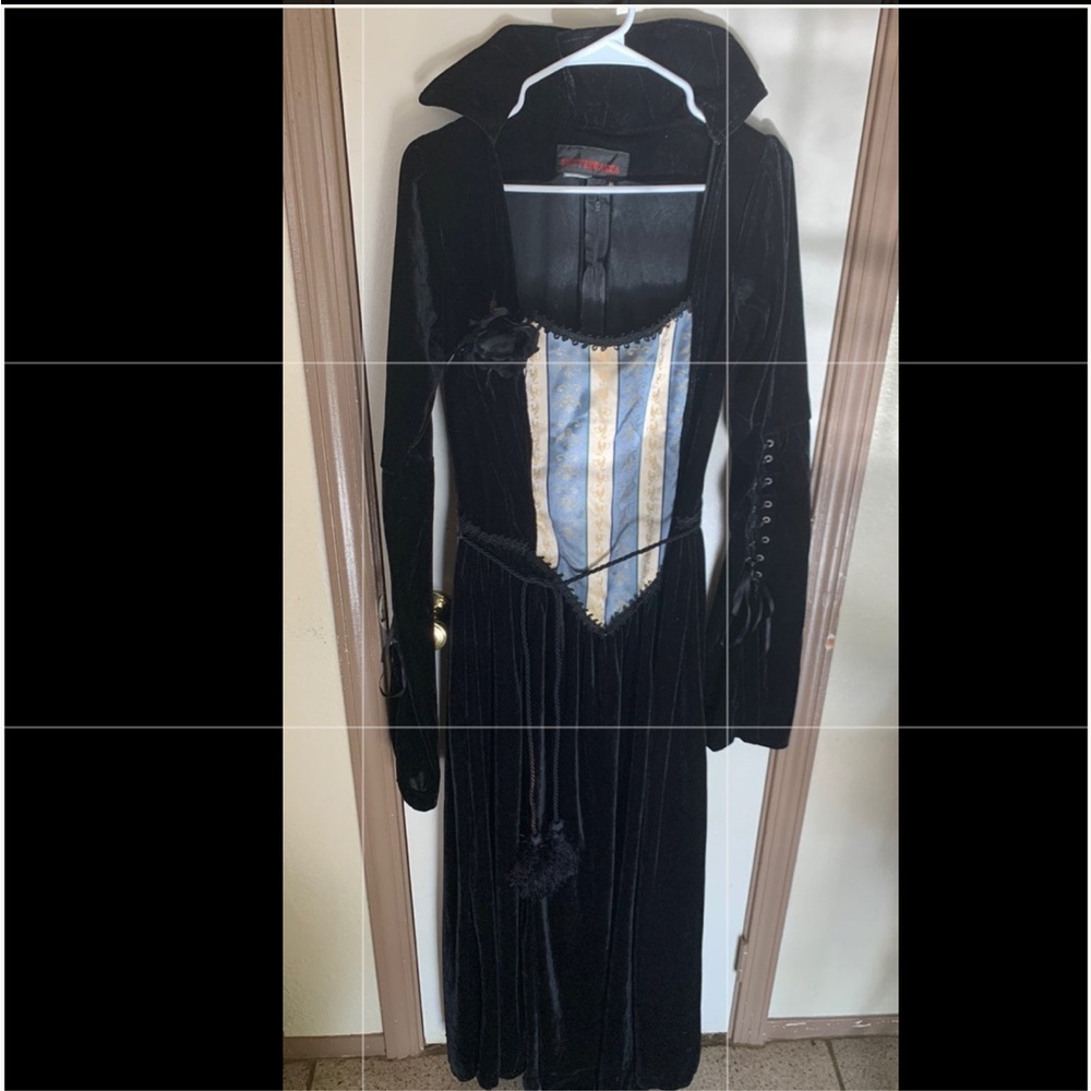 Gothic Vampire, Renaissance Corset Long Black Velvet Dress